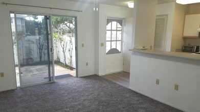 95-1001 Kaapeha St, Unit #5 in Mililani, HI - Building Photo - Building Photo