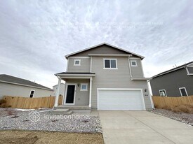 7410 Green River Ave in Frederick, CO - Building Photo