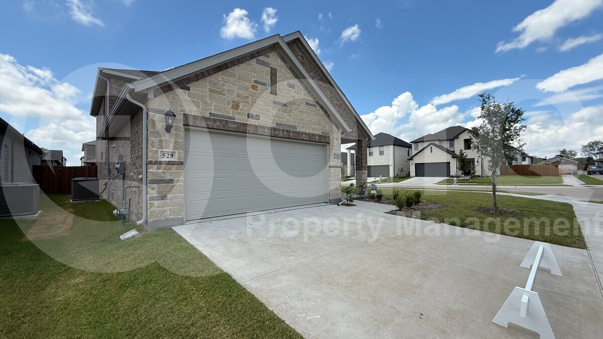 529 Travine Dr in Princeton, TX - Building Photo