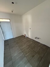 1551 La Cienega Blvd in Los Angeles, CA - Building Photo - Building Photo