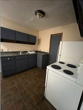 2346 Winnipeg St in Regina, SK - Foto de edificio - Building Photo