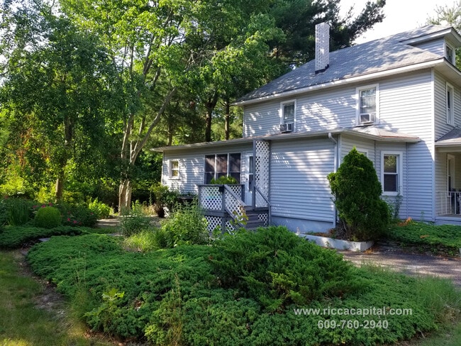 property at 507 Wilbur Ave