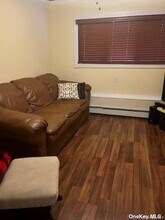 245 Beachview St in Copiague, NY - Building Photo - Building Photo