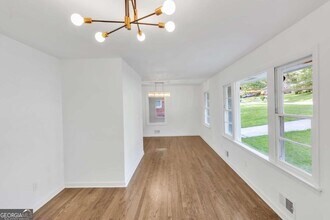 2773 Fairlane Dr SE in Atlanta, GA - Building Photo - Building Photo