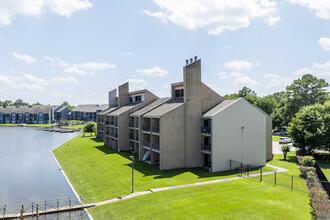 Lodge at Walden in Montgomery, TX - Building Photo - Building Photo