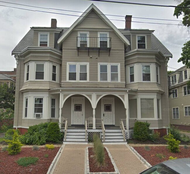 33 Chester St Rentals in Somerville, MA
