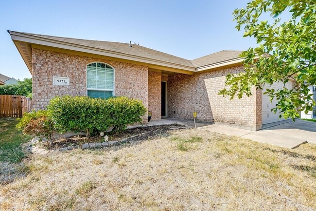 9321 Jason Ct in White Settlement, TX - Building Photo - Building Photo