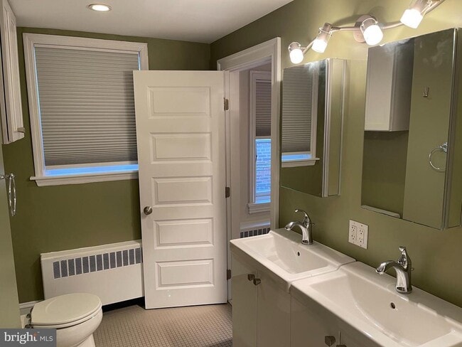 property at 324 S Juniper St