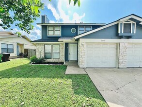 1002 Ridgemont St in Round Rock, TX - Building Photo - Building Photo