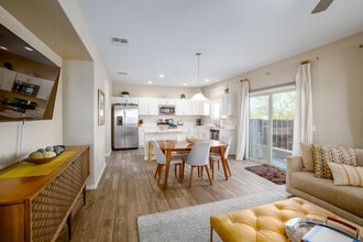 Cortaro Point in Tucson, AZ - Foto de edificio - Interior Photo