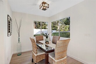 1 Sandalwood, Unit 10 in Aliso Viejo, CA - Building Photo - Building Photo