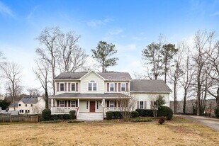 1679 Hickory Wood Ct in Lawrenceville, GA - Building Photo
