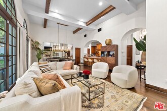 11937 Sunset Blvd in Los Angeles, CA - Building Photo - Building Photo