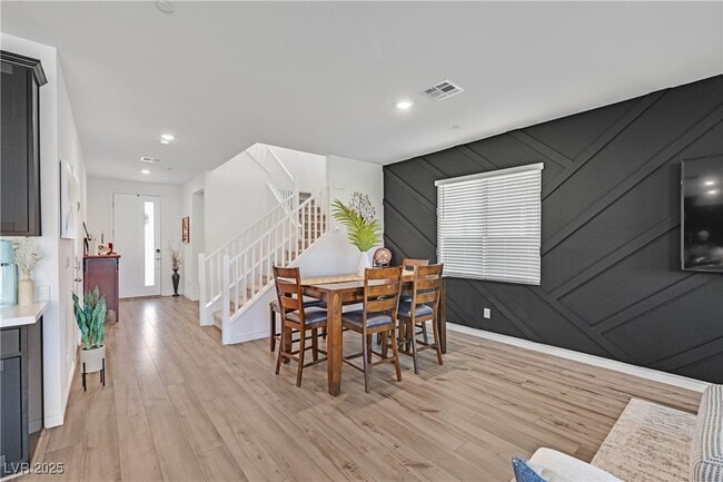 property at 282 Mount Steel Ave