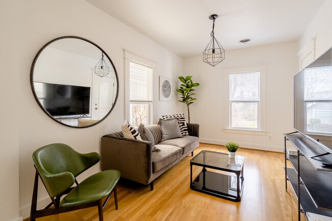 4065 N Mississippi Ave in Portland, OR - Building Photo - Building Photo