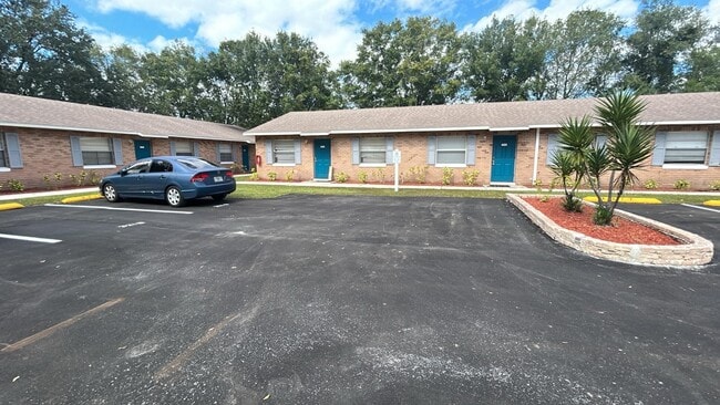 3221 Pershing St, Unit 3221