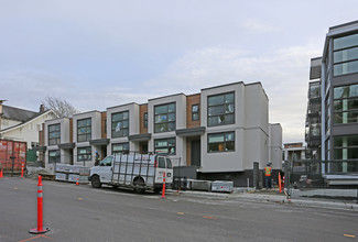 Newport at West Beach in White Rock, BC - Building Photo - Building Photo