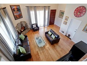223 S Prospect Ave in Redondo Beach, CA - Building Photo - Building Photo