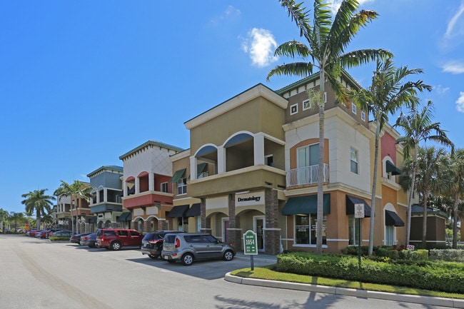 Quantum Town Center in Boynton Beach, FL - Foto de edificio - Building Photo