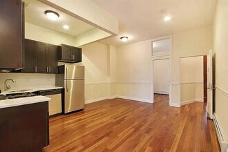 1215 Hancock St in Brooklyn, NY - Building Photo - Building Photo