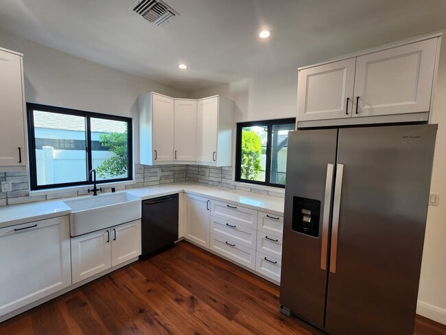 property at 7507 Hesperia Ave
