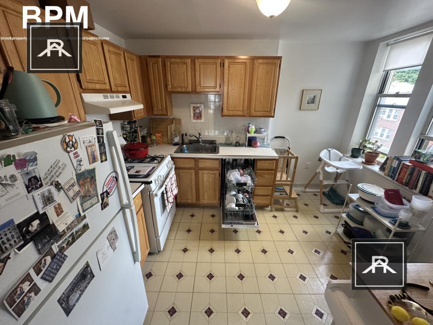 30 Colborne Rd in Boston, MA - Building Photo