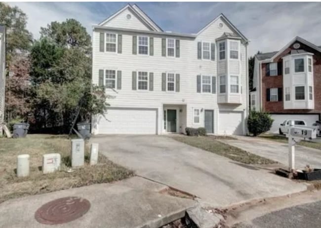 property at 3319 Merlot Ct