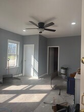 100 Peever St, Unit 1 in Methuen, MA - Building Photo - Building Photo