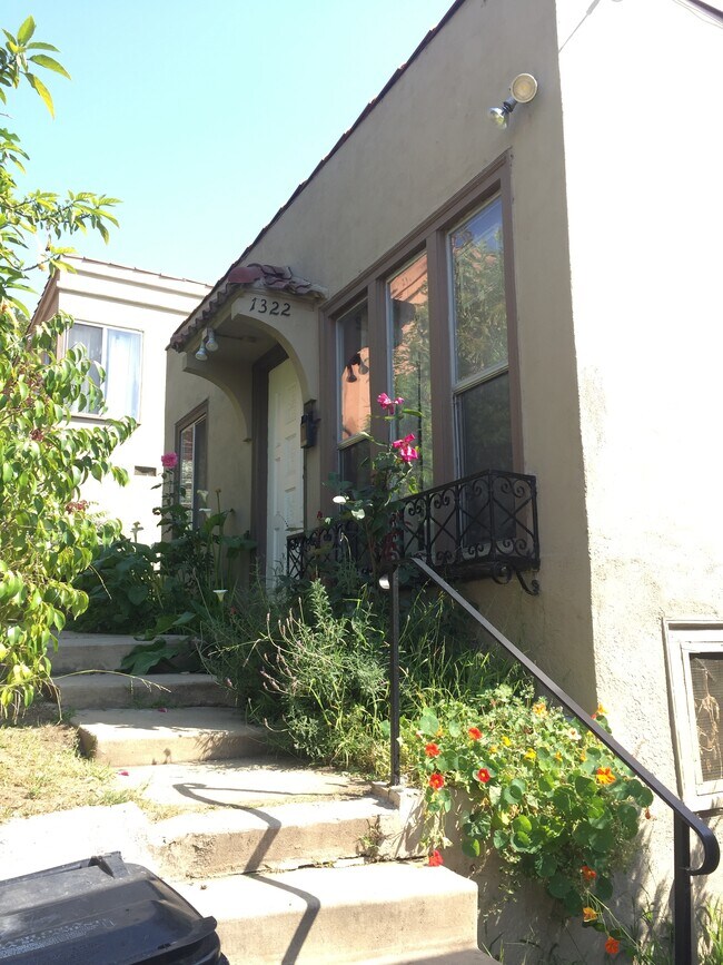 1322 Echo Park Ave Rentals in Los Angeles, CA