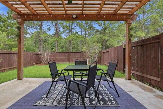 property at 323 Bloomhill Pl