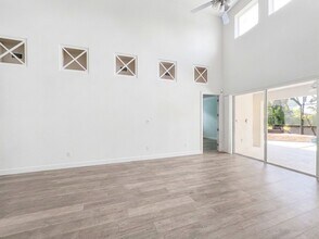 6772 Southern Oak Ct in Naples, FL - Building Photo - Building Photo