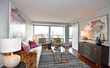 1425 4th St SW in Washington, DC - Building Photo - Building Photo