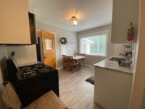 40 N 200 W in Farmington, UT - Building Photo - Building Photo