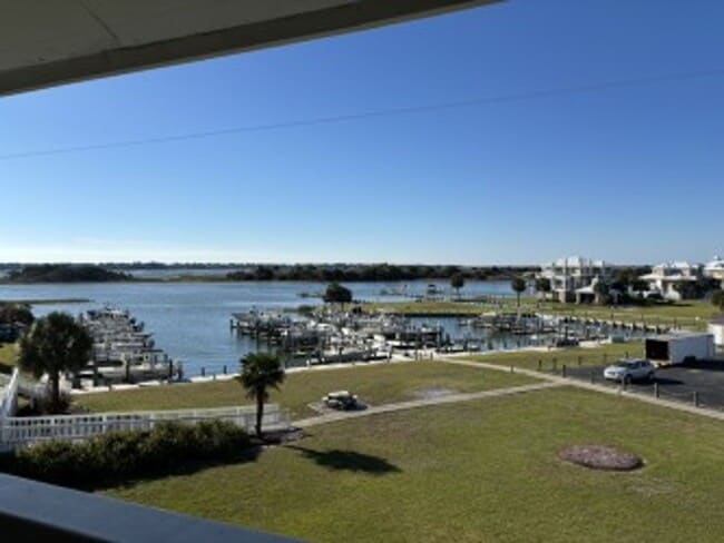 property at 650 Cedar Point Blvd