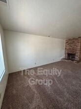 850 E Merritt Ave in Tulare, CA - Building Photo - Building Photo
