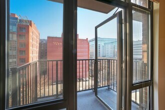 1001 L St NW, Unit 704 in Washington, DC - Building Photo - Building Photo
