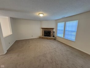 2274 Bridlewood Dr in Franklin, IN - Building Photo - Building Photo