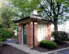 Canterbury Condominiums in Indianapolis, IN - Building Photo - Building Photo