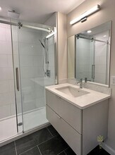 458 Washington St, Unit 207 in Boston, MA - Building Photo - Building Photo