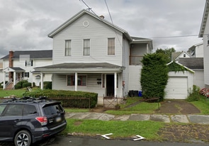 511 E Elm St in Scranton, PA - Building Photo