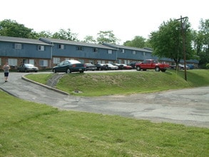 175 E 6th St in Franklin, OH - Foto de edificio - Building Photo