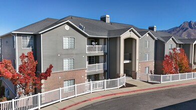 Parkgate Apartments in Salt Lake City, UT - Foto de edificio - Building Photo