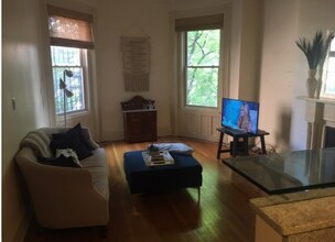 298 Commonwealth Ave, Unit PH302 in Boston, MA - Building Photo - Building Photo