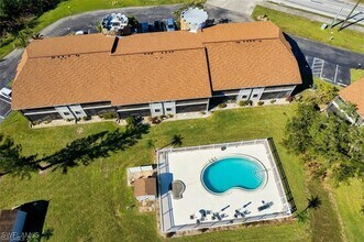 10022 Oxfordshire Ln SW in Ft. Myers, FL - Building Photo - Building Photo
