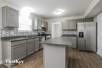 6250 Twyckenham Dr in Indianapolis, IN - Building Photo - Building Photo