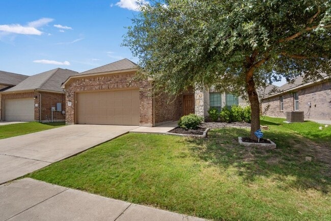 162 Snow Owl Hollow in Buda, TX - Building Photo - Building Photo