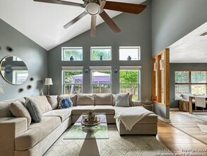 7222 Burns Trail in San Antonio, TX - Building Photo - Building Photo