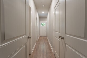 1313 Van Buren Ave in Fayetteville, AR - Building Photo - Building Photo