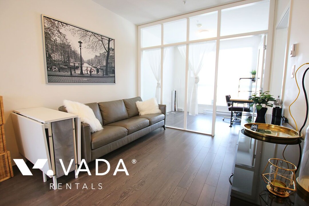 138 E Hastings St in Vancouver, BC - Building Photo