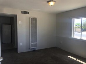 465 W Iowa St in Tucson, AZ - Building Photo - Building Photo